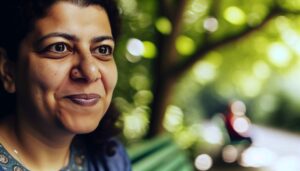 Inès Reg : petite taille et solitude, un témoignage touchant